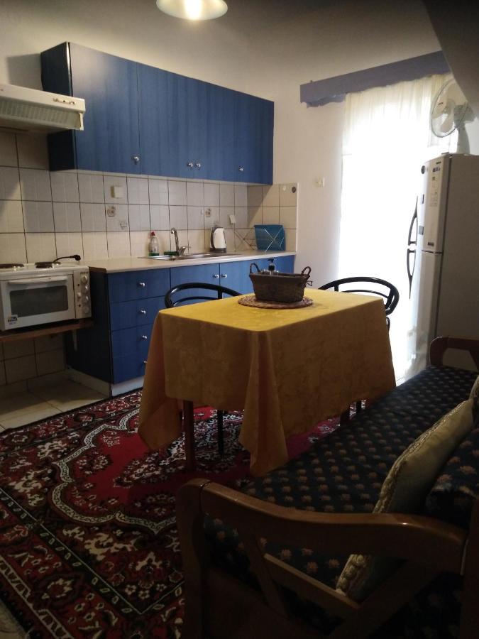 "Αρμονία" Διαμερισμα, Καλαματα-"Harmony" Apartment, Kalamata Esterno foto